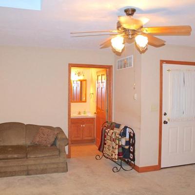 Sale Photo Thumbnail #17
