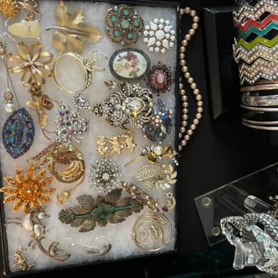 Sale Photo Thumbnail #10