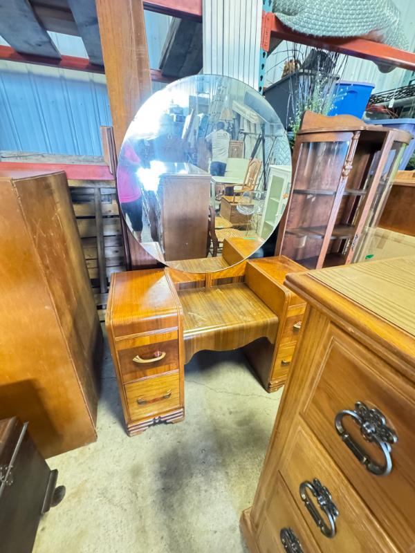 Sale Photo Thumbnail #32