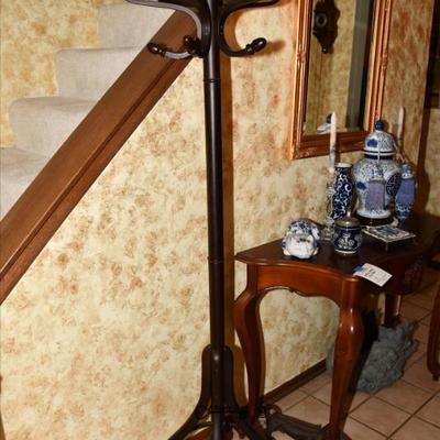 317 foyer