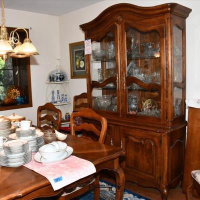 171 dinng room