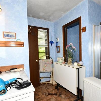 464 bathroom