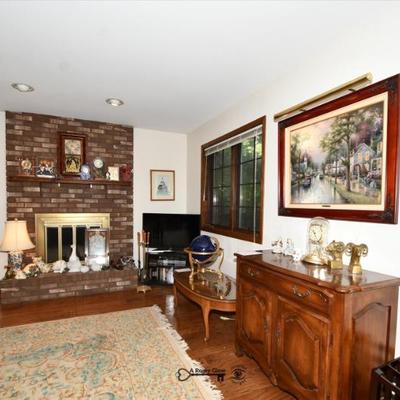 031 living room