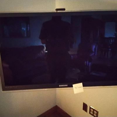 40" Toshiba TV