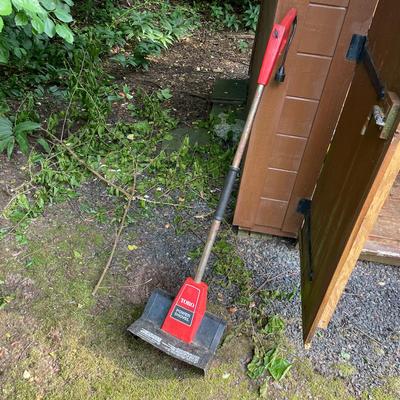 Toro Electric Power Shovel