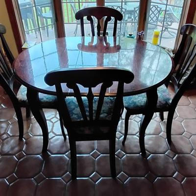 Oval Dining Table And 6 Chairs