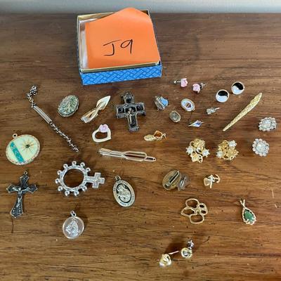 Lot Of Various Earrings Charms Pendants Etc.