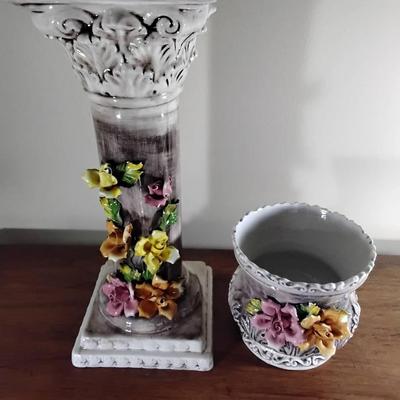 Capodimonte Pedestal And Vase