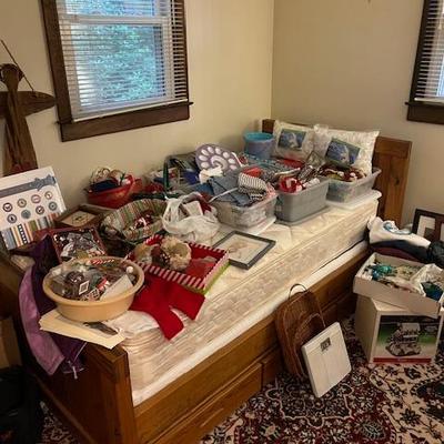 Sale Photo Thumbnail #87