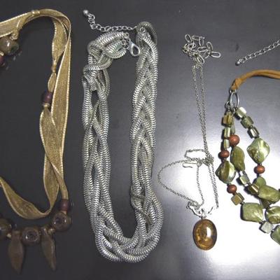 Sale Photo Thumbnail #340