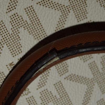 Sale Photo Thumbnail #702