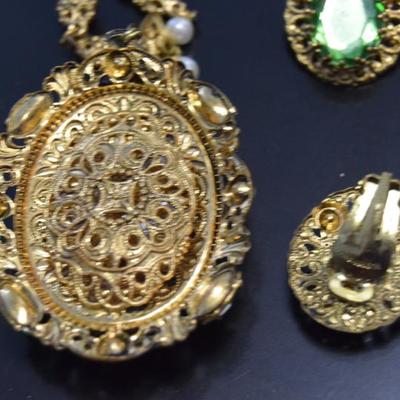 Sale Photo Thumbnail #555