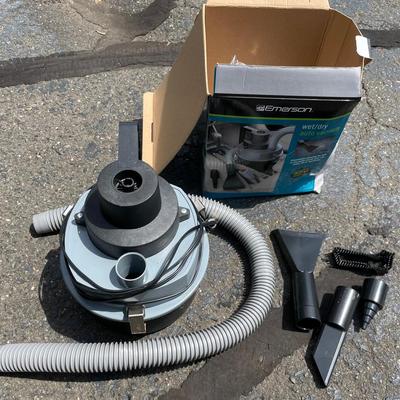 Wet Dry Auto Vacuum 