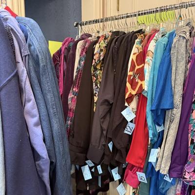 Sale Photo Thumbnail #92