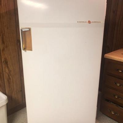1952 General Electric Refrigerator that has NEVER been unplugged for 73 years and still works like a charm!!