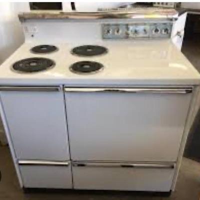 1962 GE electric double oven with push button controls that is still in use today!!!! 