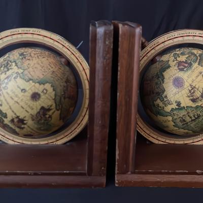 Wooden Globe Bookends 