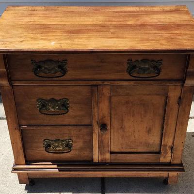 Wooden Side Table On Wheels 