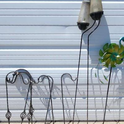 Mystery Lot Of Outdoor Decor