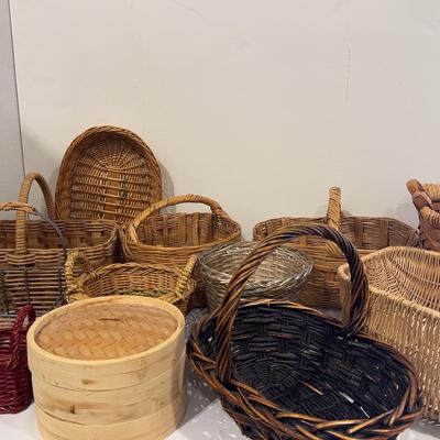 Mystery Lot Of Baskets 