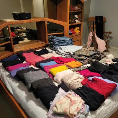 Sale Photo Thumbnail #110