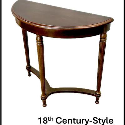 Small Display Table