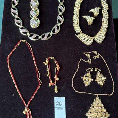 Sale Photo Thumbnail #215