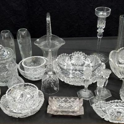 Sh593 crystal bowls vases, jars, etc.