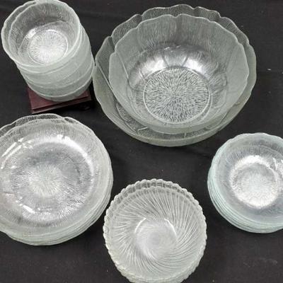 Sh520 glass plates and bowls