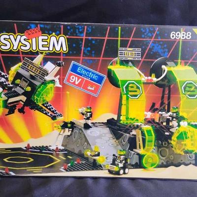 Sh541v lego system 6988 alpha valued at $1260)