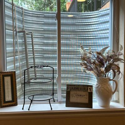 Sale Photo Thumbnail #176