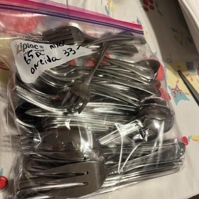 Sale Photo Thumbnail #181
