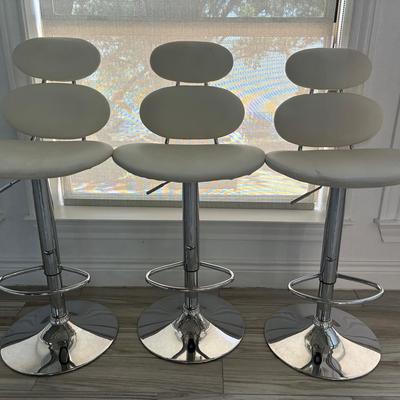Contemporary White Bar Stools