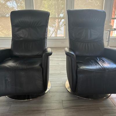 Contemporary Black Leather Recliners In Fair Condition 