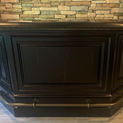 Howard Miller Wine And Bar Cabinet