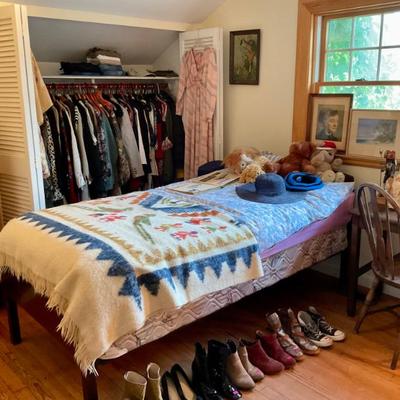 Sale Photo Thumbnail #180