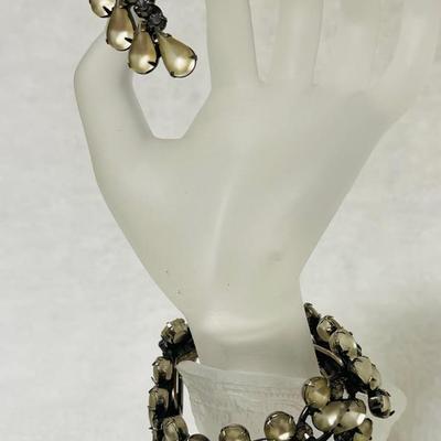 Elegant Vintage Jewelry Set