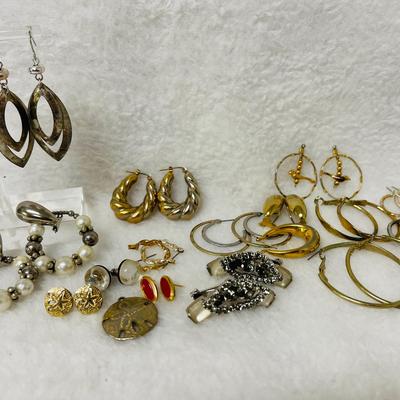 Vintage Fashion Earrings