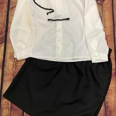 “Katos” and “Donnkenny” Outfit 