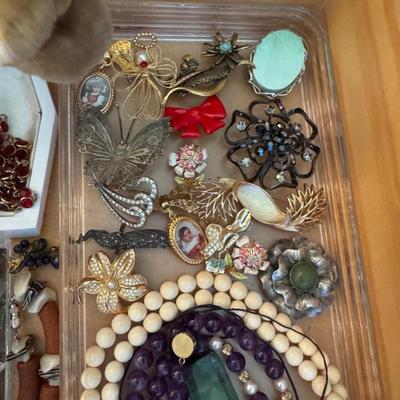 Sale Photo Thumbnail #579
