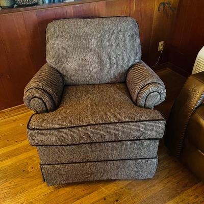 Sale Photo Thumbnail #6: Swivel Grey Chair