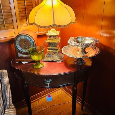 Sale Photo Thumbnail #8: French Corner Table