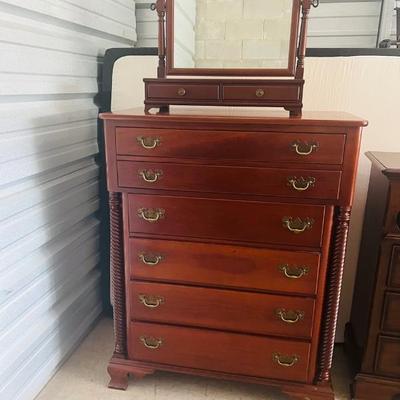 Chest of drawers with vanity mirror
