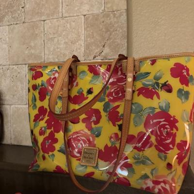 Sale Photo Thumbnail #41: Dooney & bourke purse