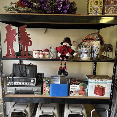 Sale Photo Thumbnail #24: DVD player, hot dog machine