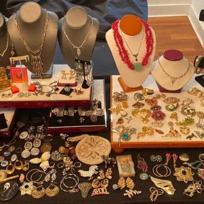 Sale Photo Thumbnail #29