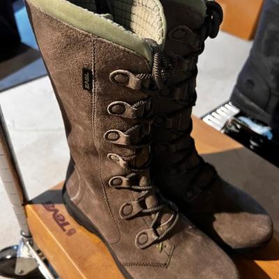Sale Photo Thumbnail #20