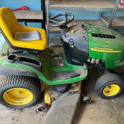 John Deere L130