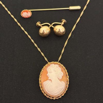 Cameos and Gold
