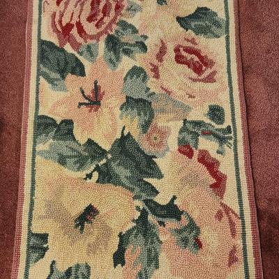 Hand Hooked Rose Rug